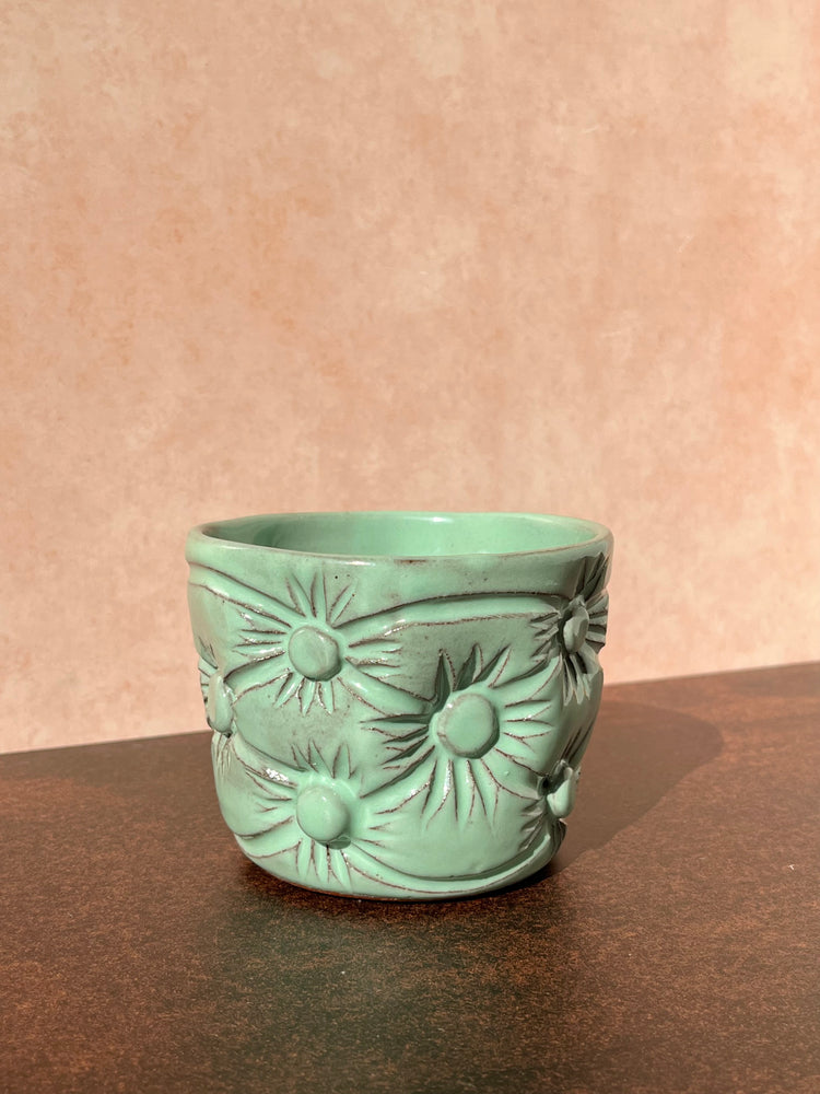 ceramic tufted pot